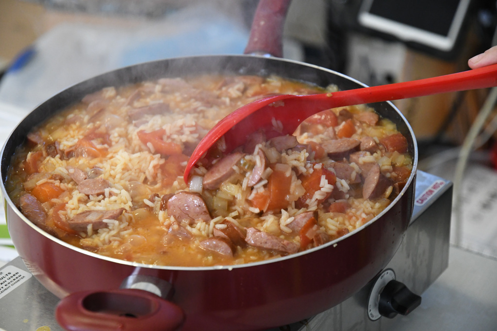 stirring jambalaya