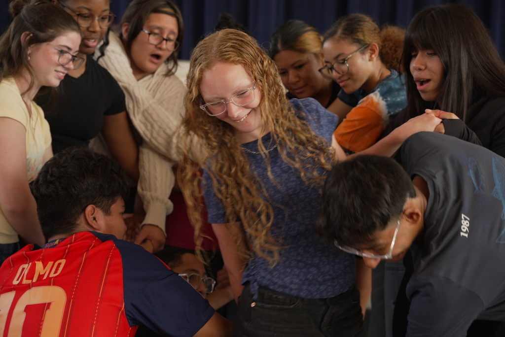 Students unraveling themselves