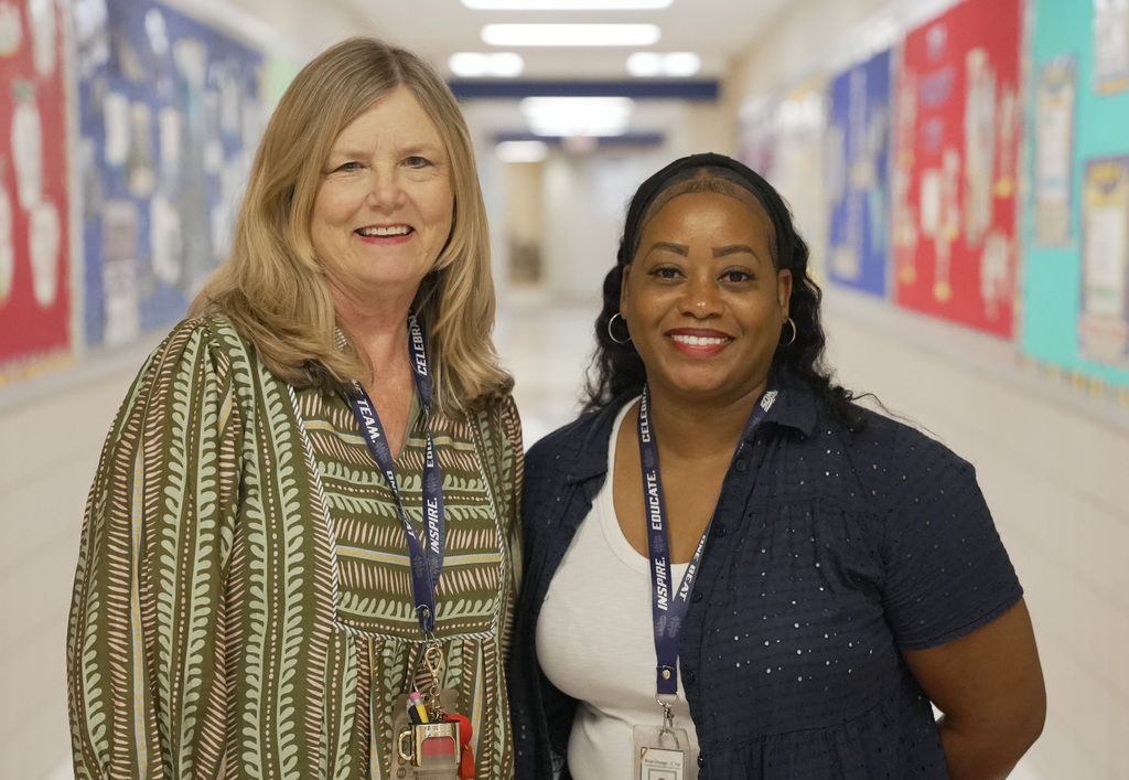 WOSE Instructional Coaches Mrs .Domas & Mrs. Cunningham
