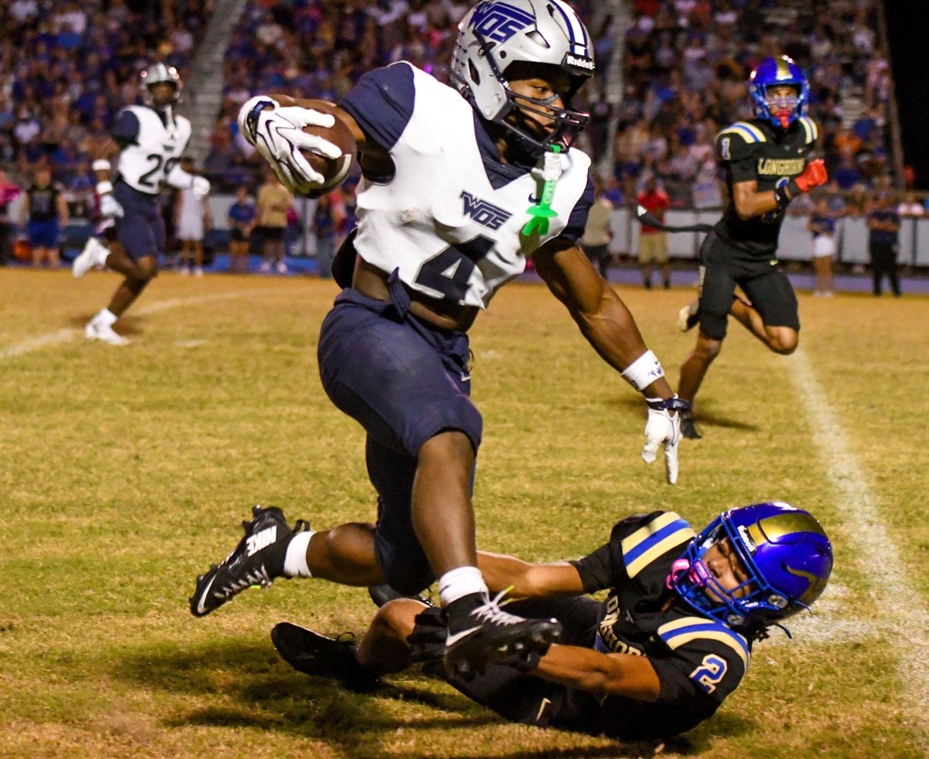 #4 jumps over an opposing player, really cool
