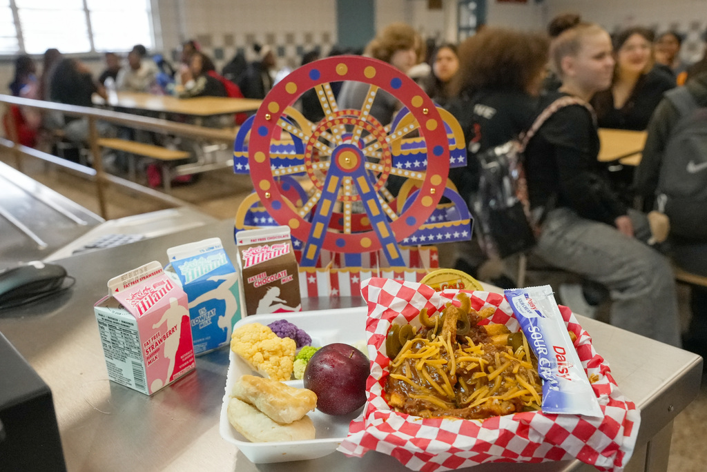 WOSMS lunch tray on display