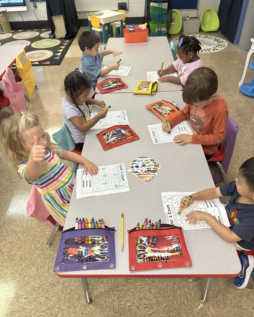 kindergarten students coloring
