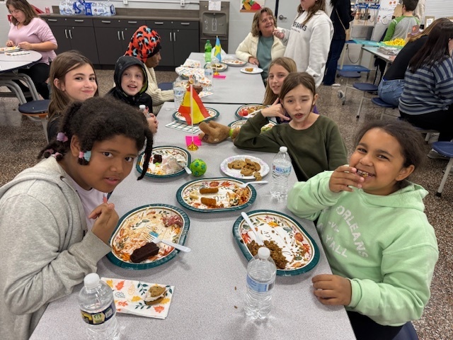 Students enjoying friendsgiving