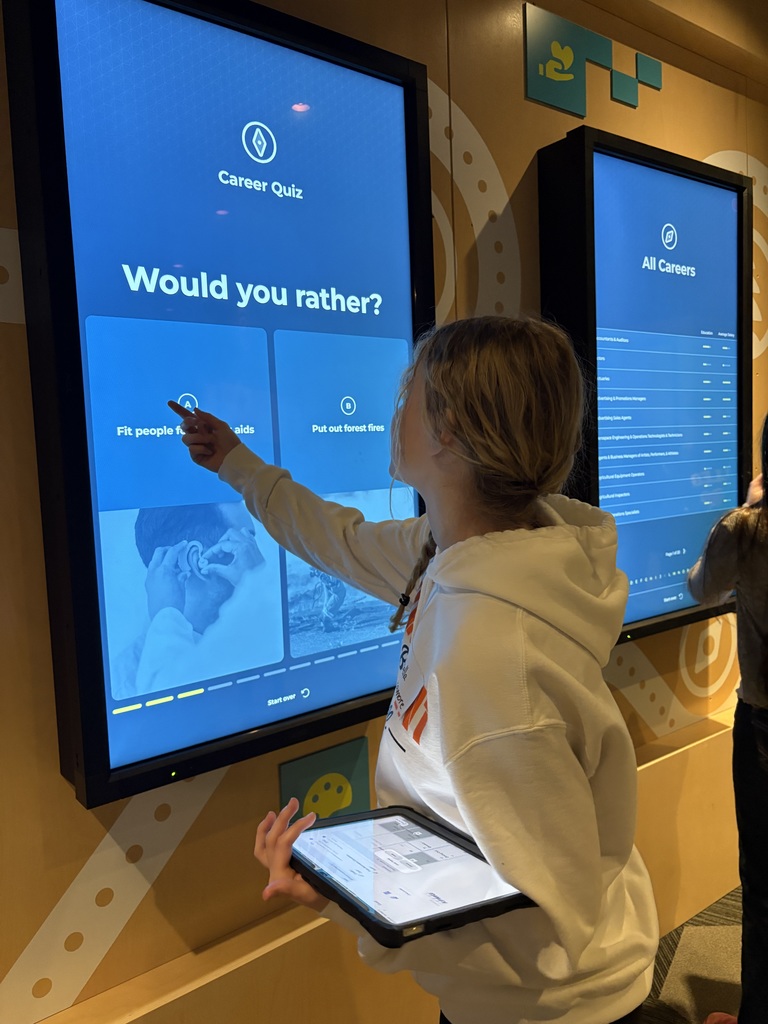 Student at the Finance Park 