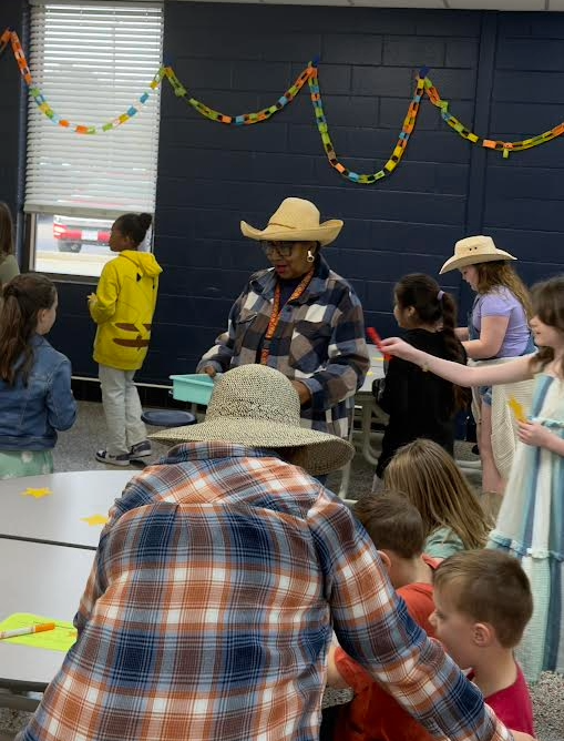 STAR Pointers recognized for Showing Kindness, Taking Responsibility, Acting Safely, and Respecting Everyone