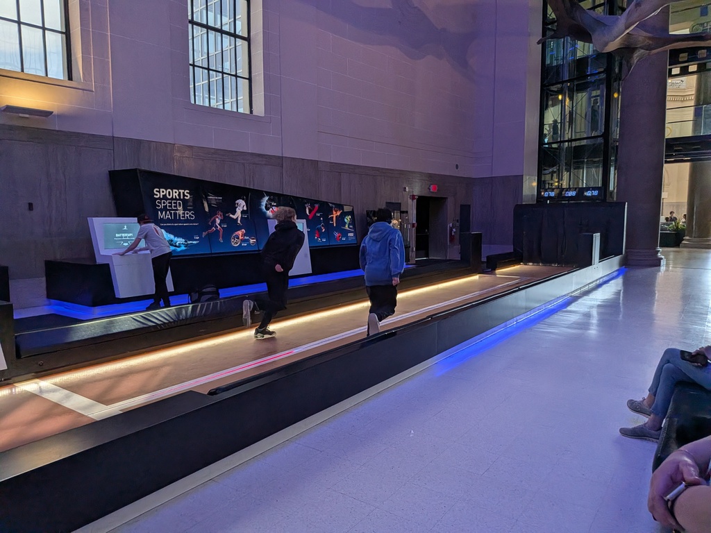 hands on learning at the Science Museum of Virginia