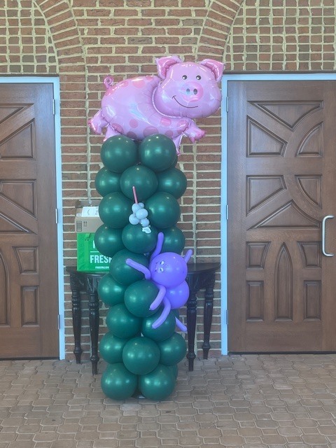 Charlotte's Web Balloon Display