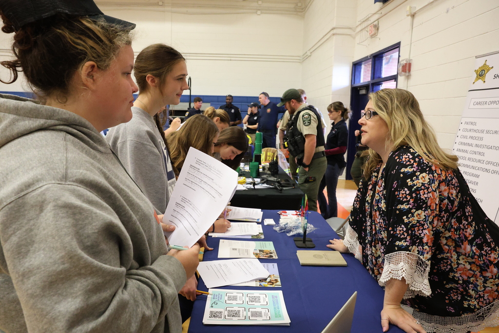 West Point Middle/High School recently hosted its second annual Career Fair, and it was a fantastic opportunity for students to connect with their futures! 🚀  Dozens of local businesses, organizations, and military representatives spent time sharing insights about career paths, required training and education, and what students can expect in a variety of professions. Students also gained valuable experience engaging in professional conversations with adults.  Thank you to all of our community partners who made this event possible. Your time and commitment made a tremendous impact on our students! 🙏  