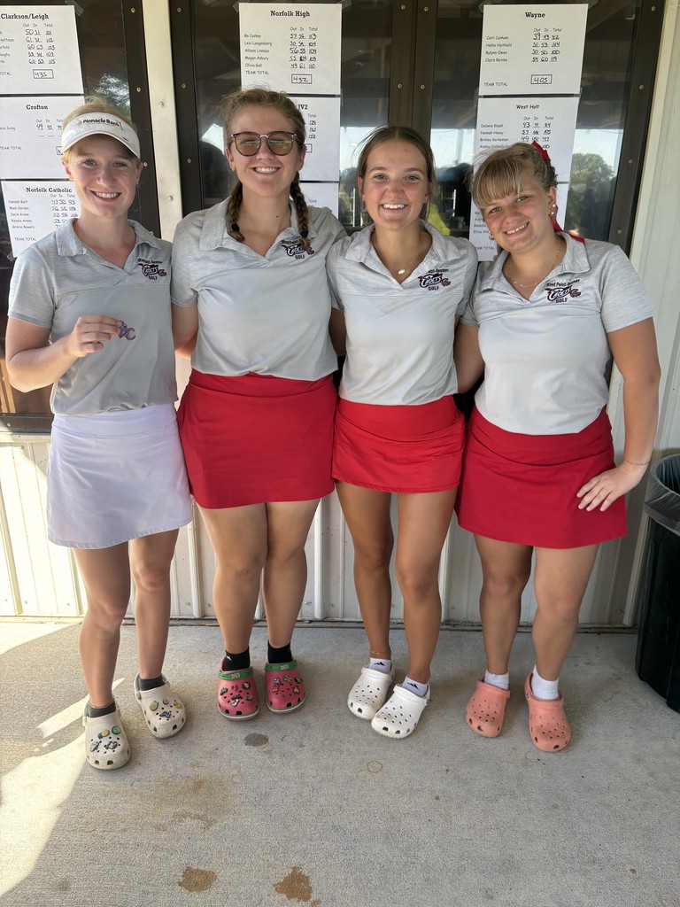 Girls Golf at Battle Creek
