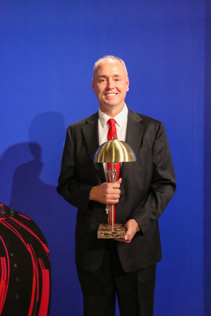 2025 LIGHTS Outstanding Principal Award - Doug Gross