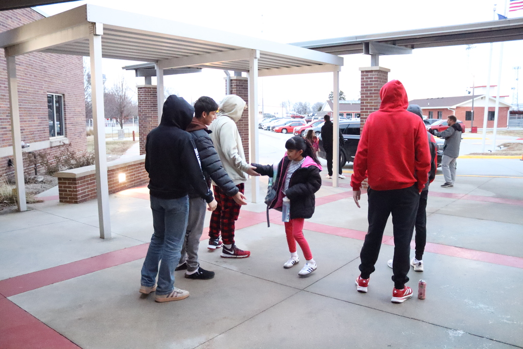 Happy High-Five Friday! ✋  Even though it was cold and dark out, our Boys Basketball team showed up bringing the energy, smiles, and high fives to start the day right. That’s how you warm up a Friday morning! 🔥  #cadetpride⚔️
