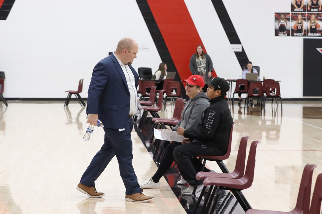 Thank you to everyone who attended Parent-Teacher Conferences today!  We appreciate our families for taking the time to meet with teachers, ask questions, and support student success. We see the value of strong partnerships between home and school, and your involvement makes a big impact!  #cadetpride⚔️