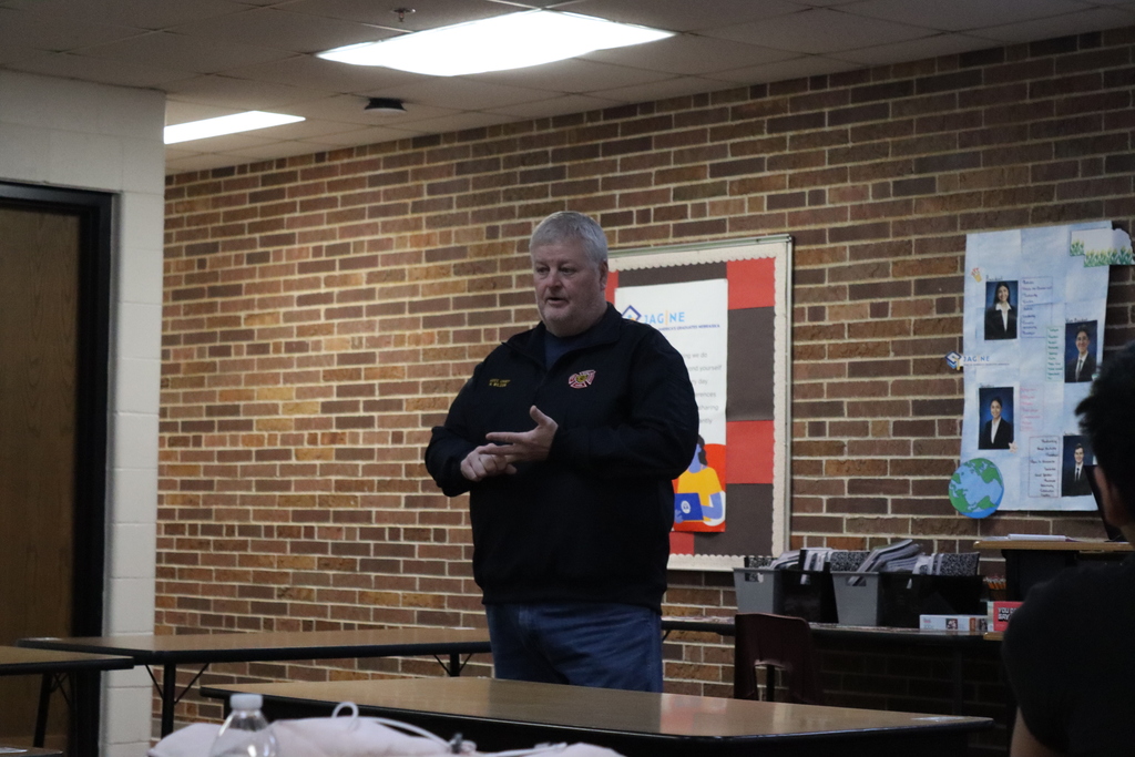Today our JAG classes welcomed Bob Wilson, former Operations Assistant Chief with Sioux City Fire Rescue!  He shared insight into careers in firefighting, EMT services, and paramedics, along with the many benefits of becoming a firefighter, such as strong teamwork, serving the community, job stability, and the opportunity to make a real impact every day.  Thank you for taking the time to visit with our students!  #cadetpride⚔️