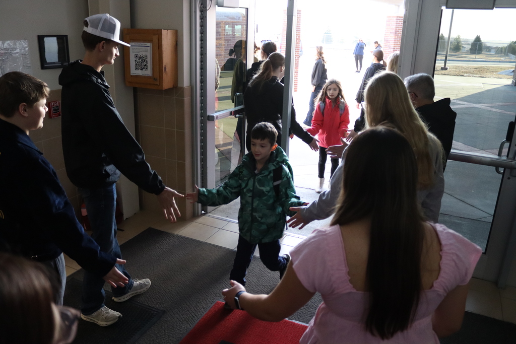 Happy High-Five Friday! ✋  Our FFA members welcomed our elementary students with high fives on this beautiful February morning! 💙💛  A fun way to celebrate the last Friday of February + Quarter 3!  #cadetpride⚔️