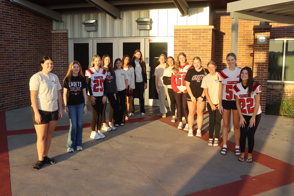 Happy High-Five Friday! ✋  High-Five Friday, Homecoming Edition! Our Cadet Volleyball team was all smiles as they welcomed our elementary students with high-fives this morning. What a great way to kick off our Cadet Spirit day for Homecoming!   #CadetPride⚔️