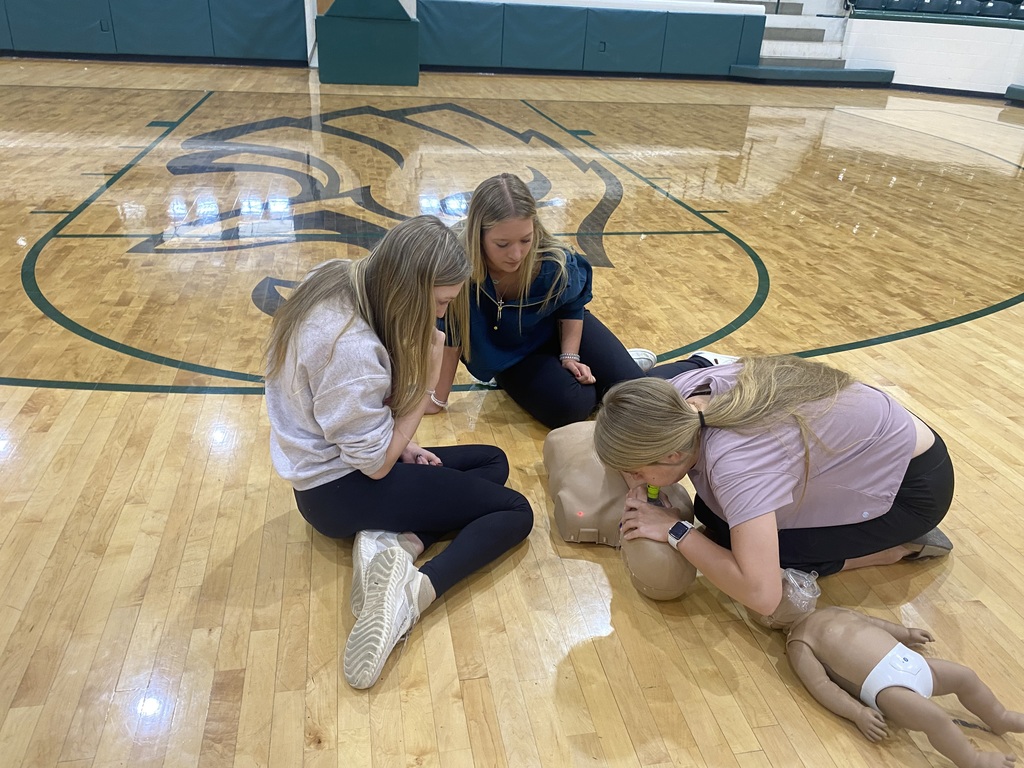 Jrs & Srs trained on hands-on CPR, Stop the Bleed