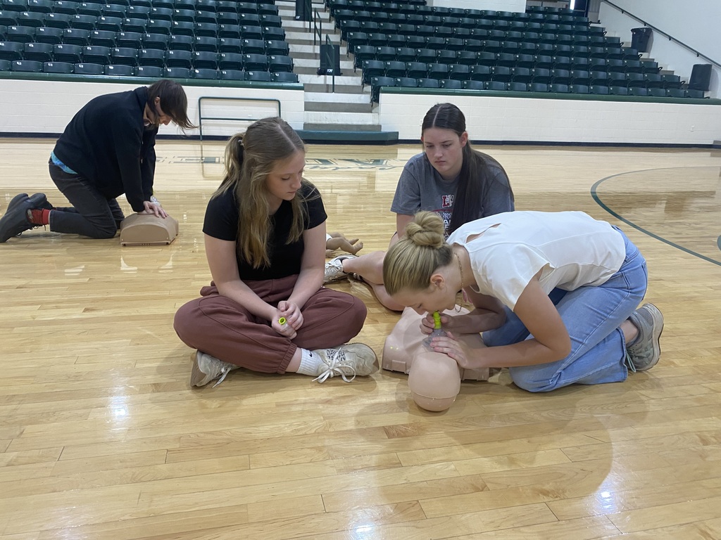 Jrs & Srs trained on hands-on CPR, Stop the Bleed