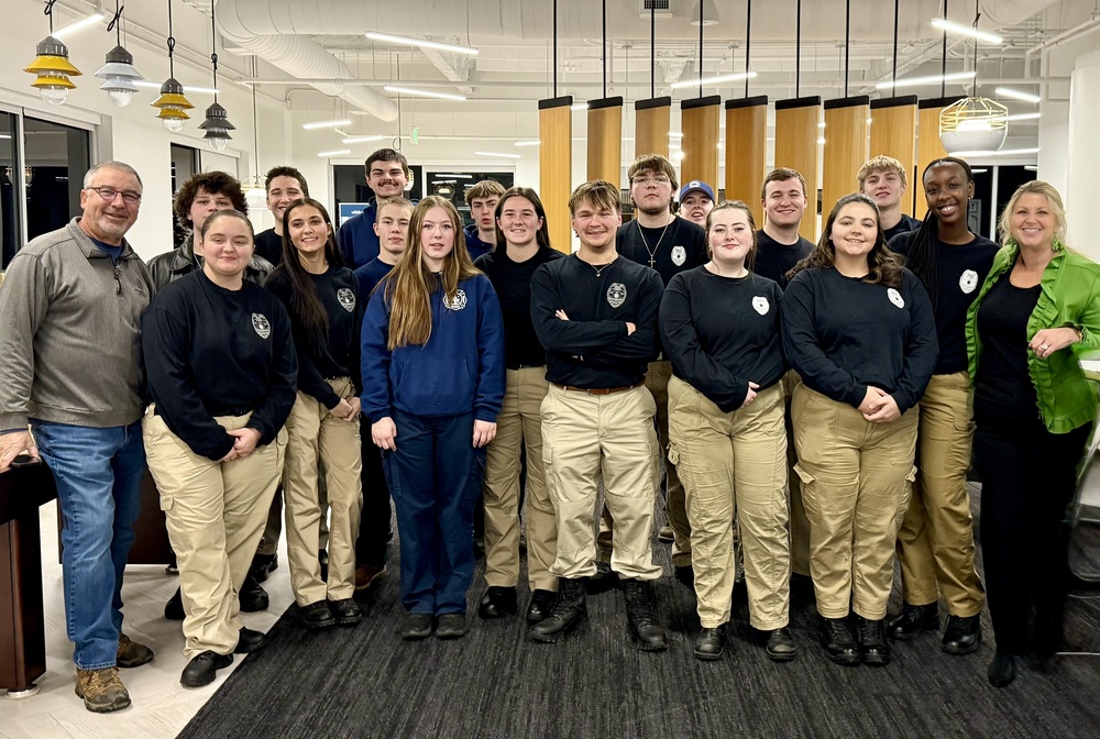 Wreaths Across America- WRVC Volunteers
