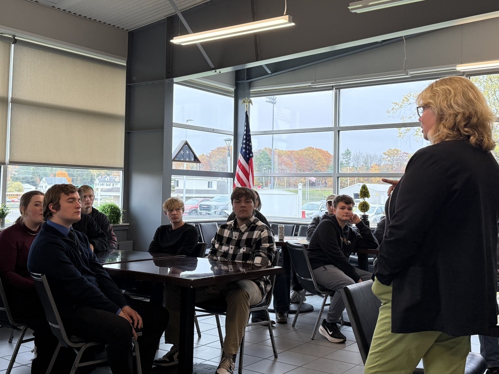Cary Olson Cartwright visits WRVC