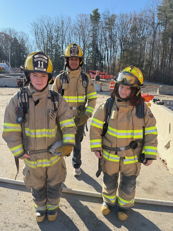 Firefighting students in full gear!