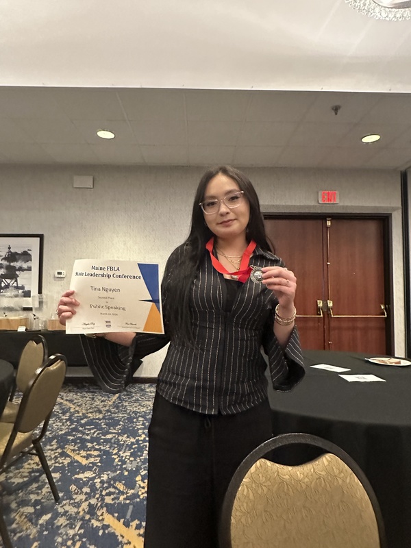 Tina takes 2nd at FBLA Competition!