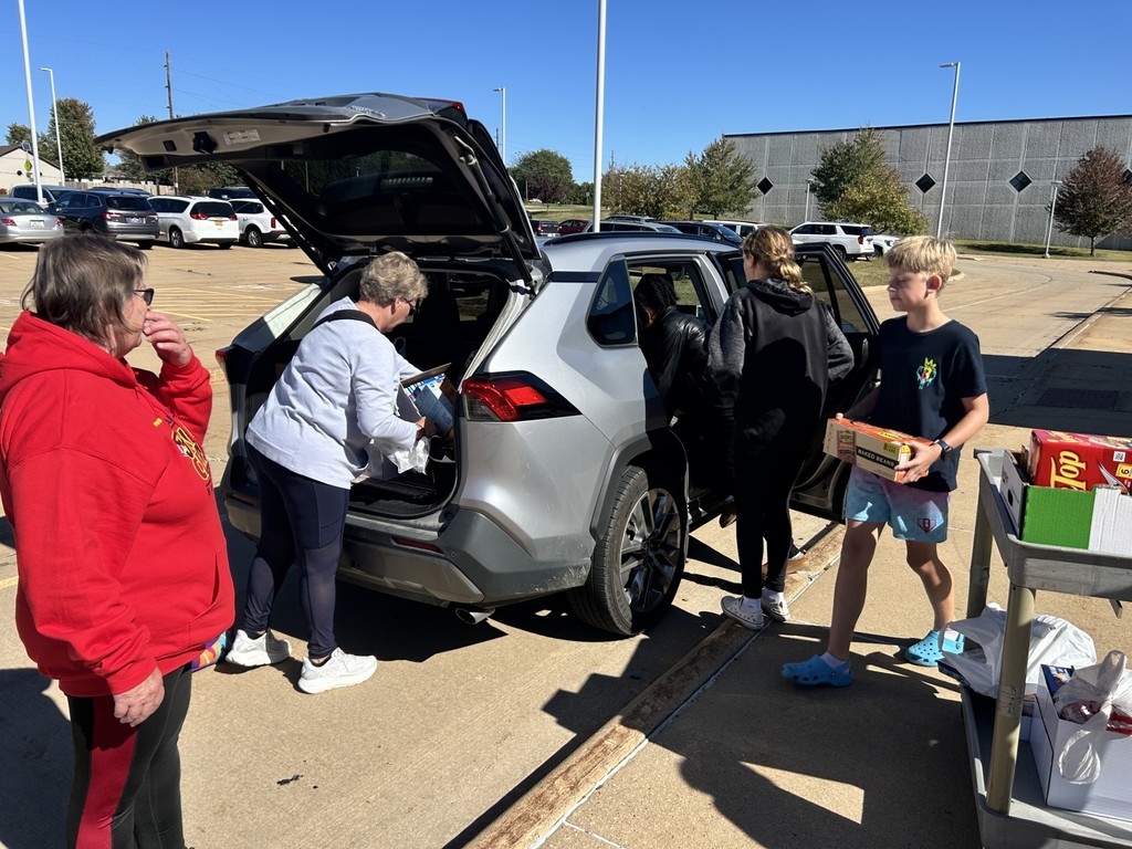 food drive2 - Kimberly and Andy Reinert