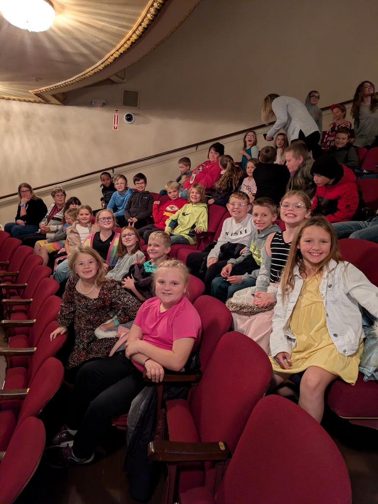 PXL_20251118_184818028