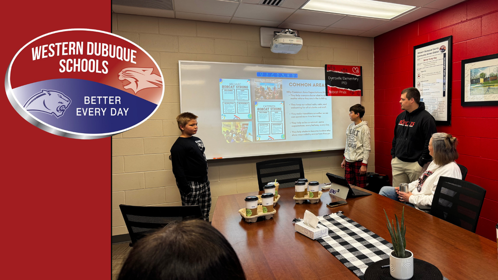 Dyersville students presenting