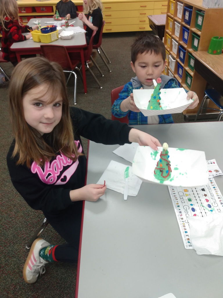 Xmas tree cones - Mrs