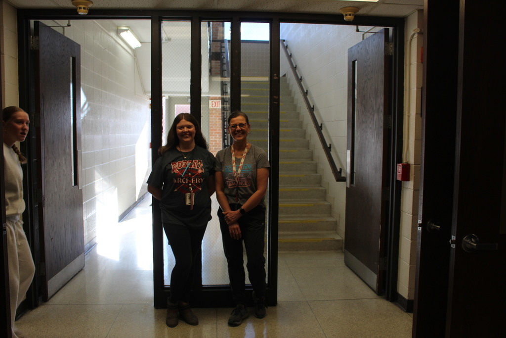 Monday MaRcH MaDnEsS dress up day is "Gr-outfit" Day!