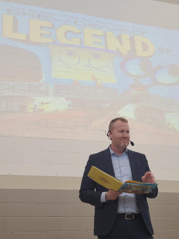 42ee426d-1311-4e71-9ac8-a387f6368b29 - Jason Hillebrand