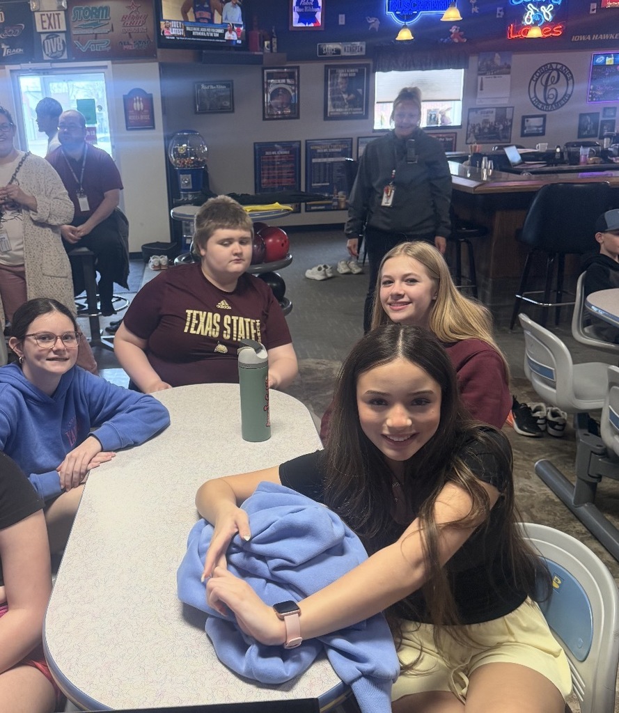 Lots of fun was had when our Leadership students went  bowling with our Pathways and Essentials Science/Social Studies students!