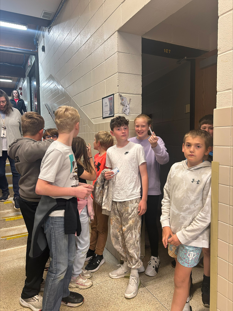 5th graders came to DMS for their tour of the middle school!