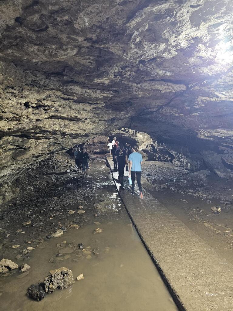 7th grade field trip to Maquoketa Caves
