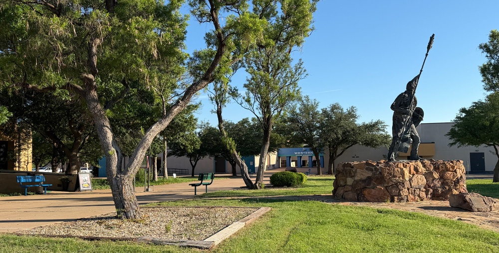 Front of Western Texas College campus