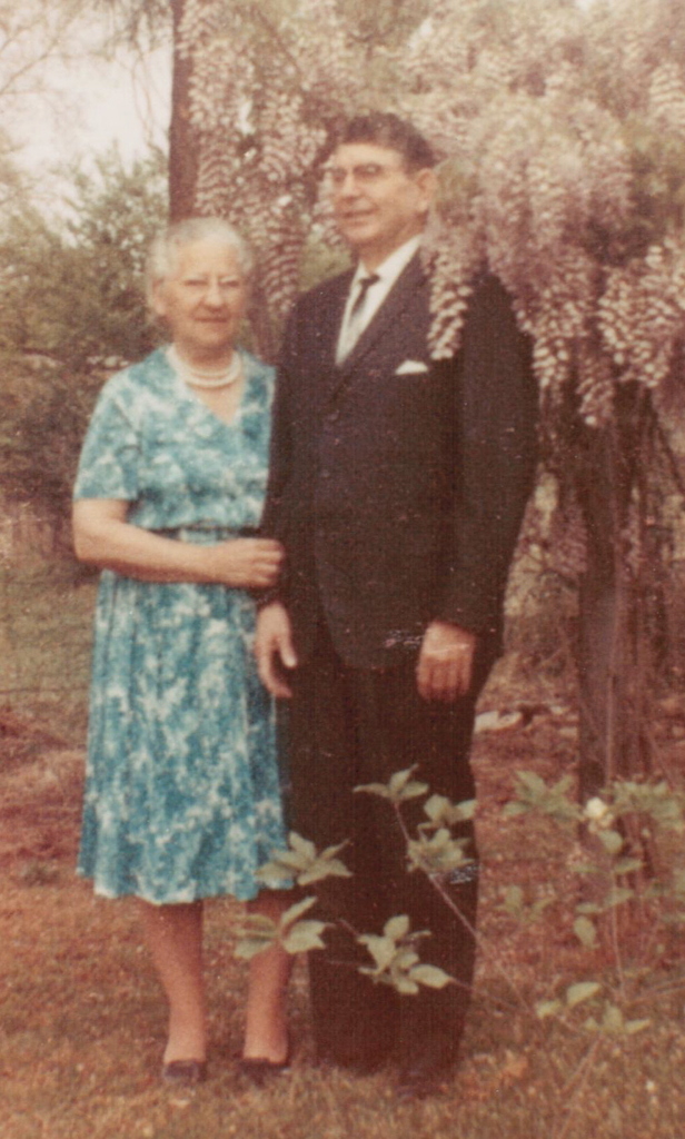 Lee and Rosa Tully