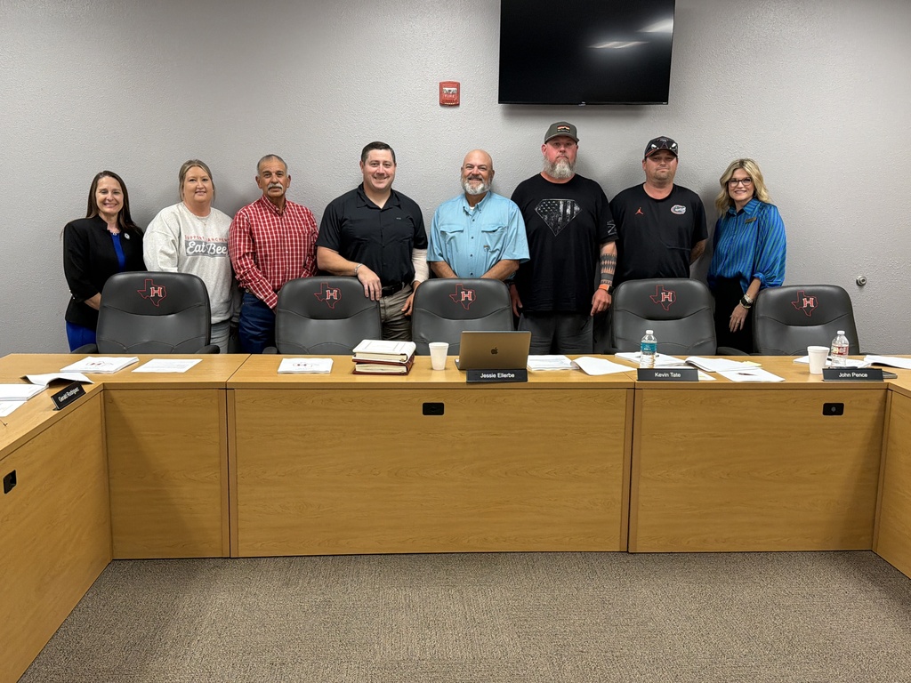 WTC President Dr. Laurie Sharp (far left) with WTC Dual Credit and Course Sharing Director Molli Fleming (far right) and the Hermleigh ISD Board of Trustees.