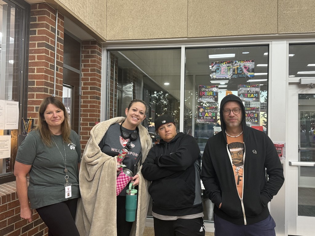 Swap Day - Teachers dressed like Students