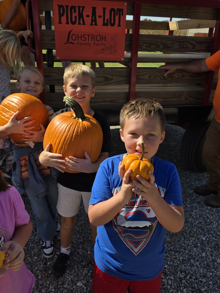 Students at pumpkin patch