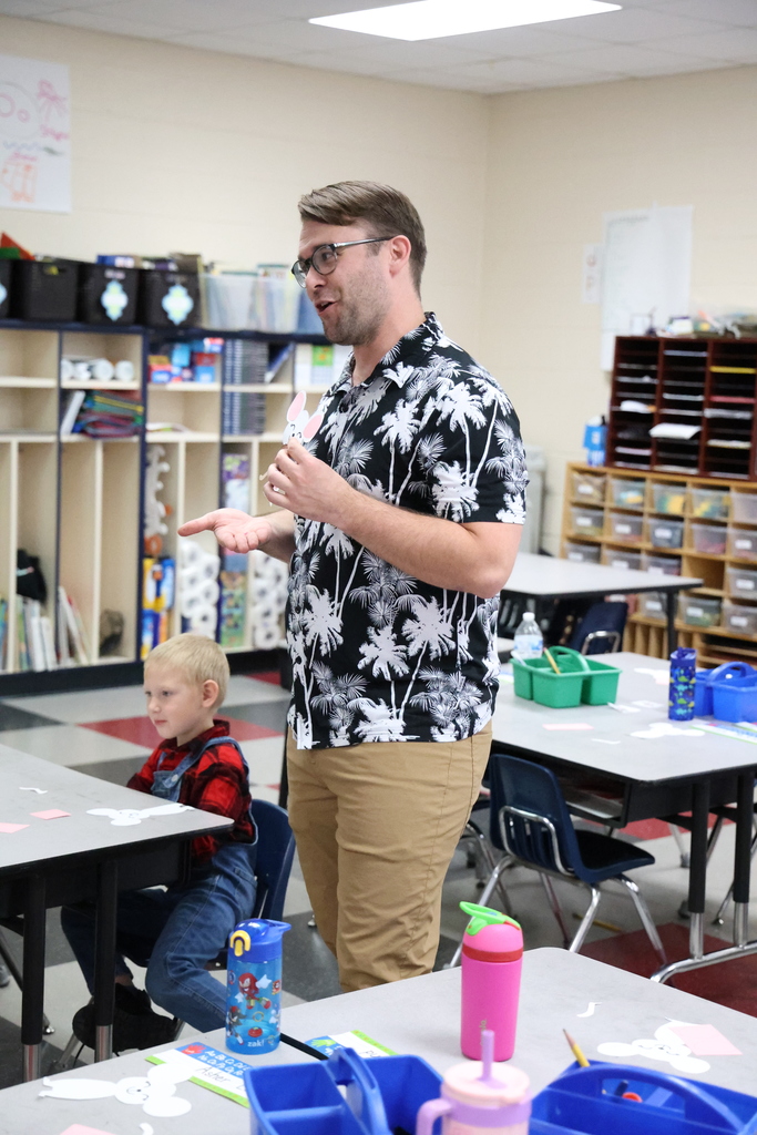 Mr Payne explaining the craft project