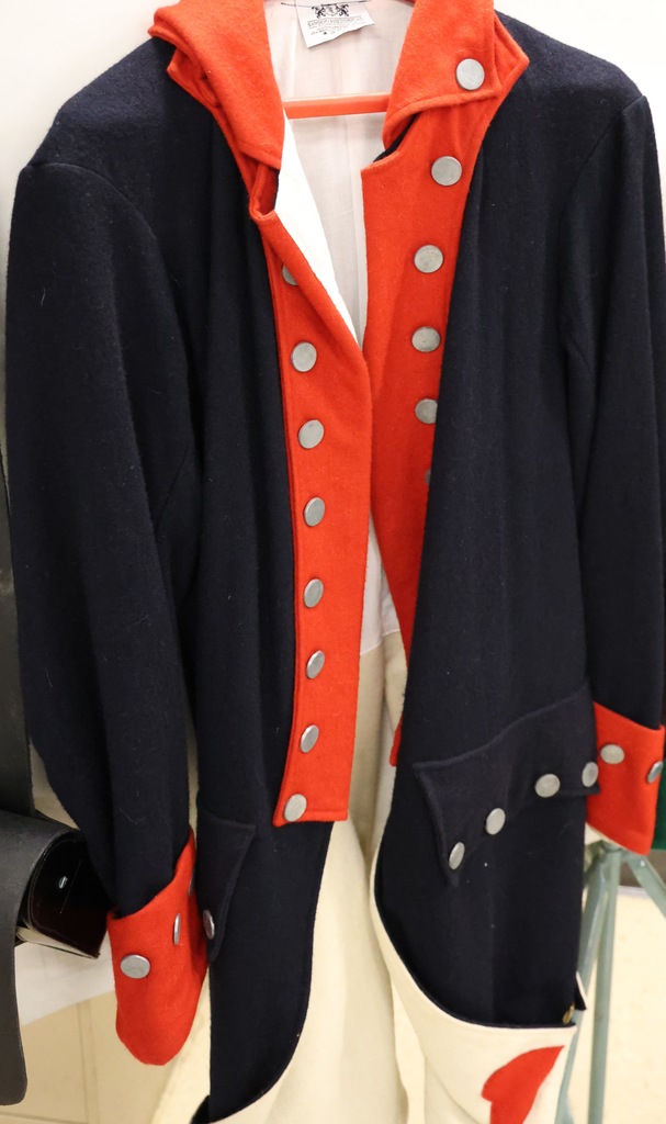 uniform from the American Revolution