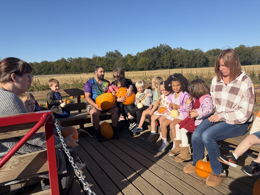Preschool Field Trip to Lohstroh's Family Farms