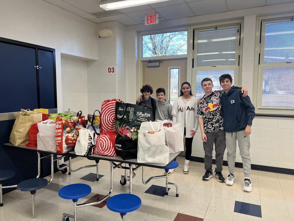 We are so proud of our student body and Student Council Executive Board for all their efforts during our recent Food Drive.