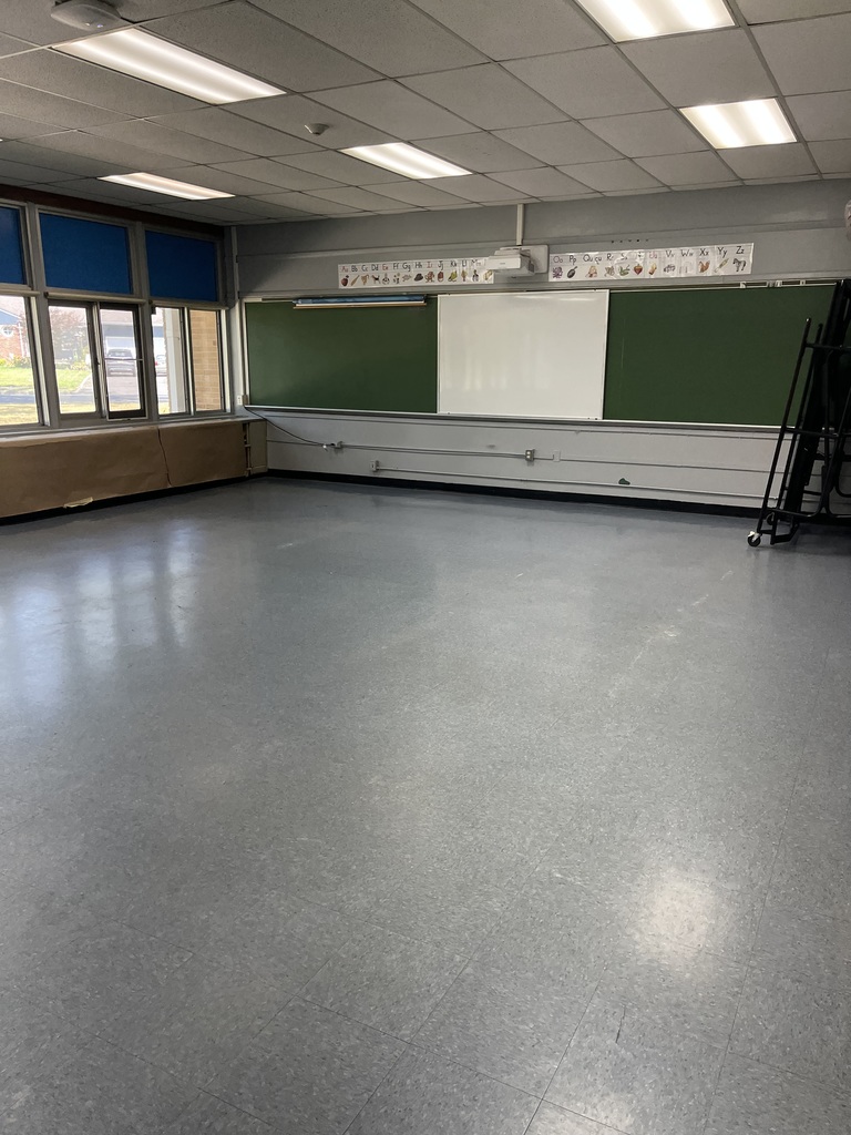 The room is cleaned and emptied - getting ready for a coat of wax. 