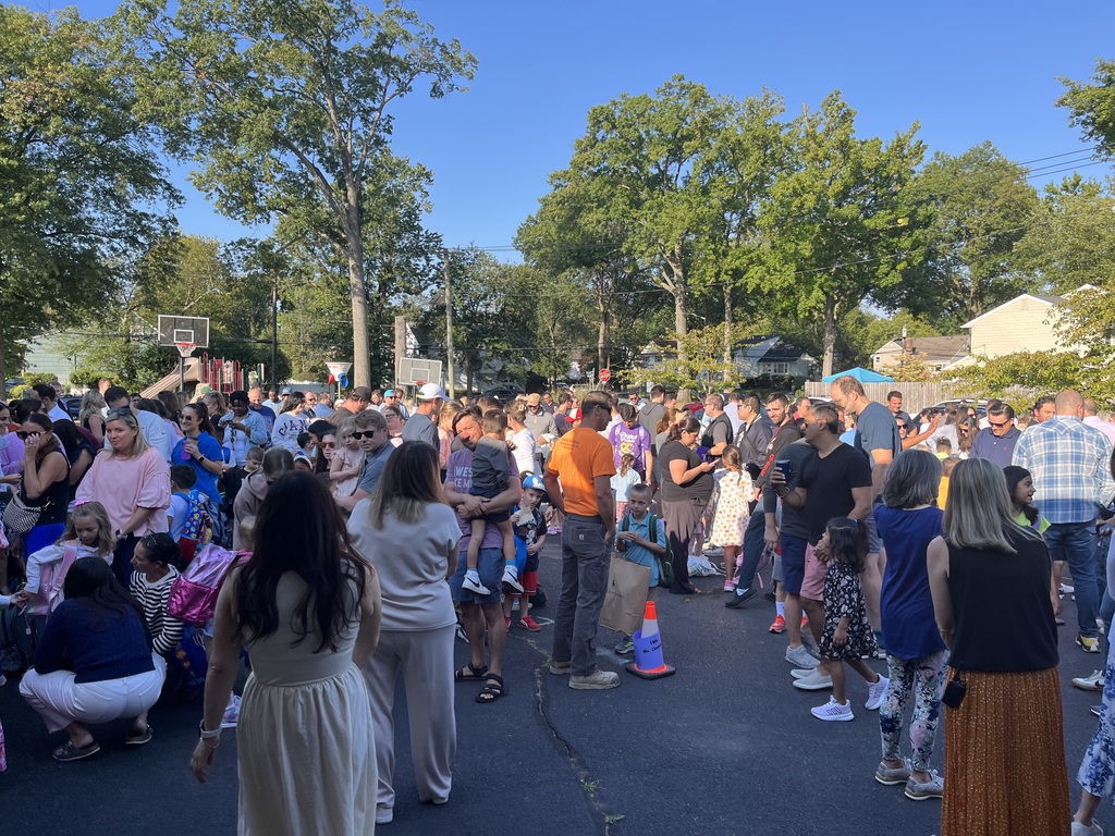 The first day of school arrival lines