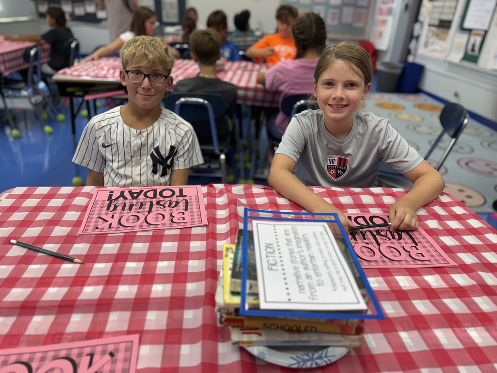 students during book tasting