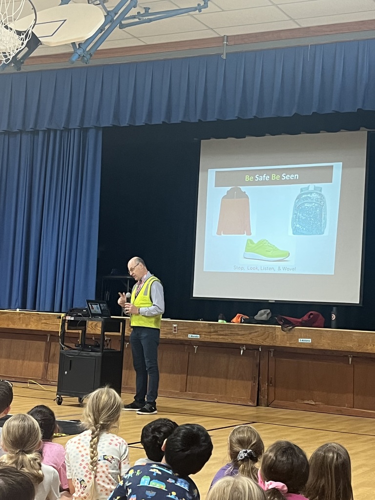 Presenter shares the importance of wearing bright clothing when walking.