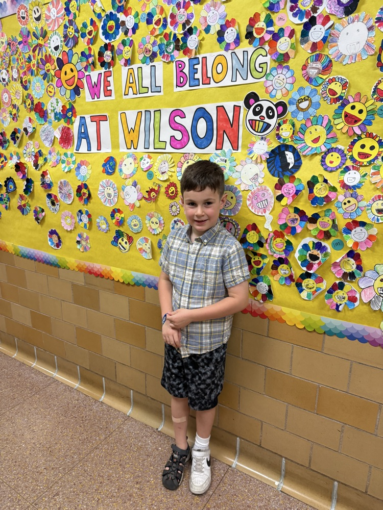 student wearing mismatched clothes