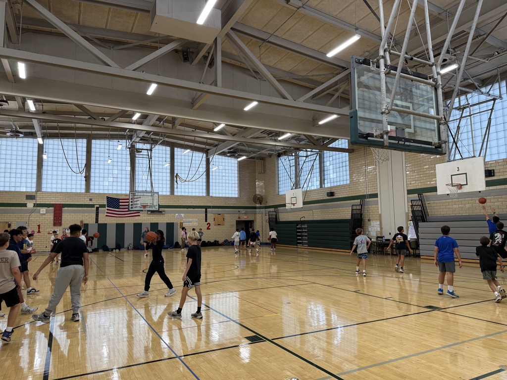 kids playing basketball
