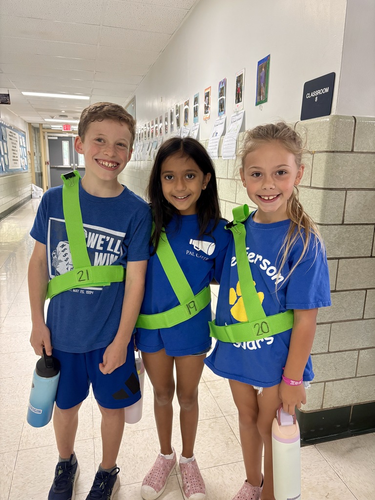 Student volunteers are ready for duty.